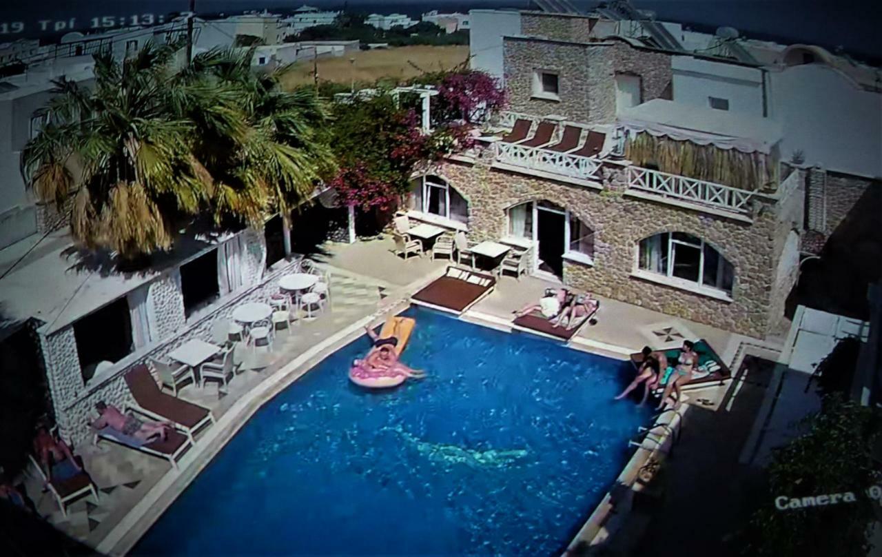 Bougainvillea Suites Kamári Exteriör bild